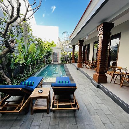 Cecillia Guesthouse Canggu Buitenkant foto